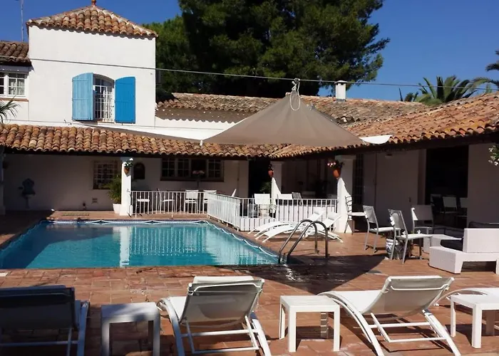 Villa D'agde: A Vivre En Famille Et Entre Amis Le Grau-dʼAgde